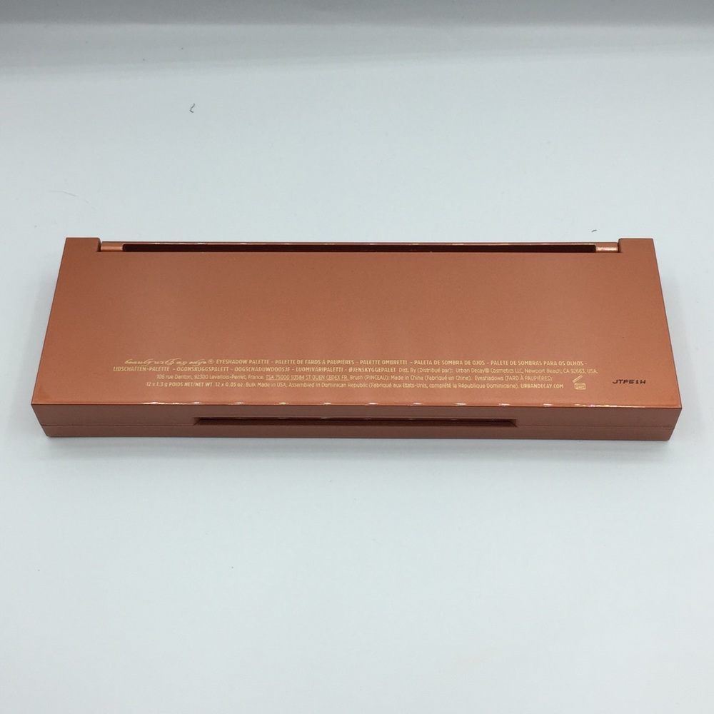 Urban Decay Naked Heat Eyeshadow Palette - Picture 3 of 8